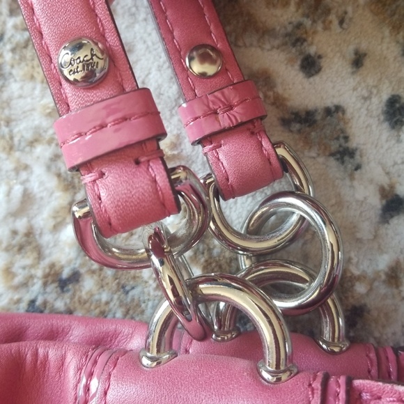 Coach purse - Picture 2 of 8